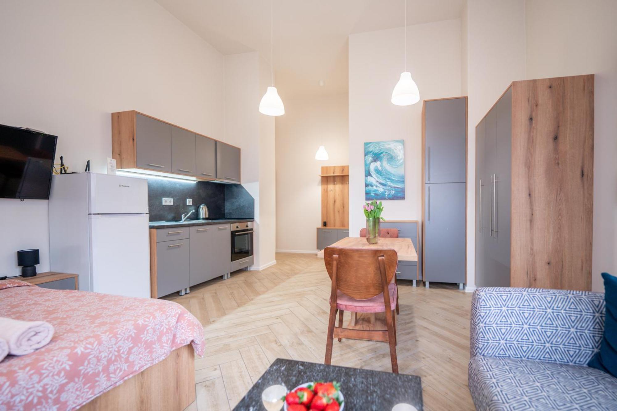 Wow Studios For Rent - Bul Montevideo 25A - B Sofia Buitenkant foto