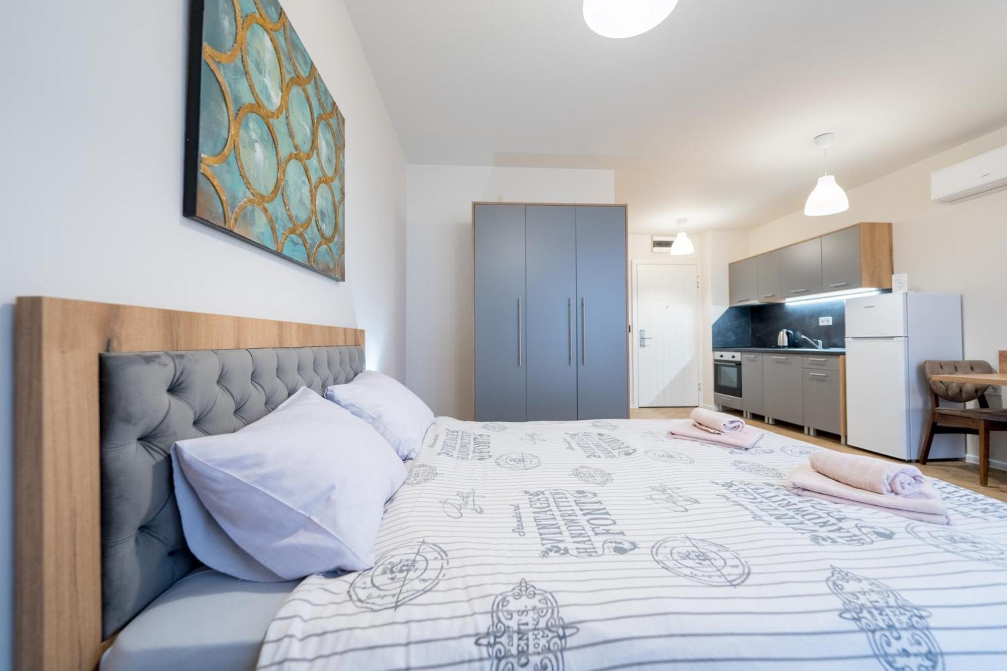 Wow Studios For Rent - Bul Montevideo 25A - B Sofia Buitenkant foto